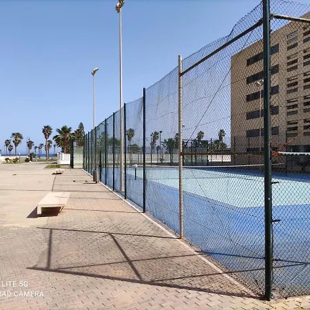Apartamento De Lujo En Primera Linea Playa, Piscina, Tenis, Padel, Gimnasio, Wifi, Garaje Apartment Roquetas de Mar